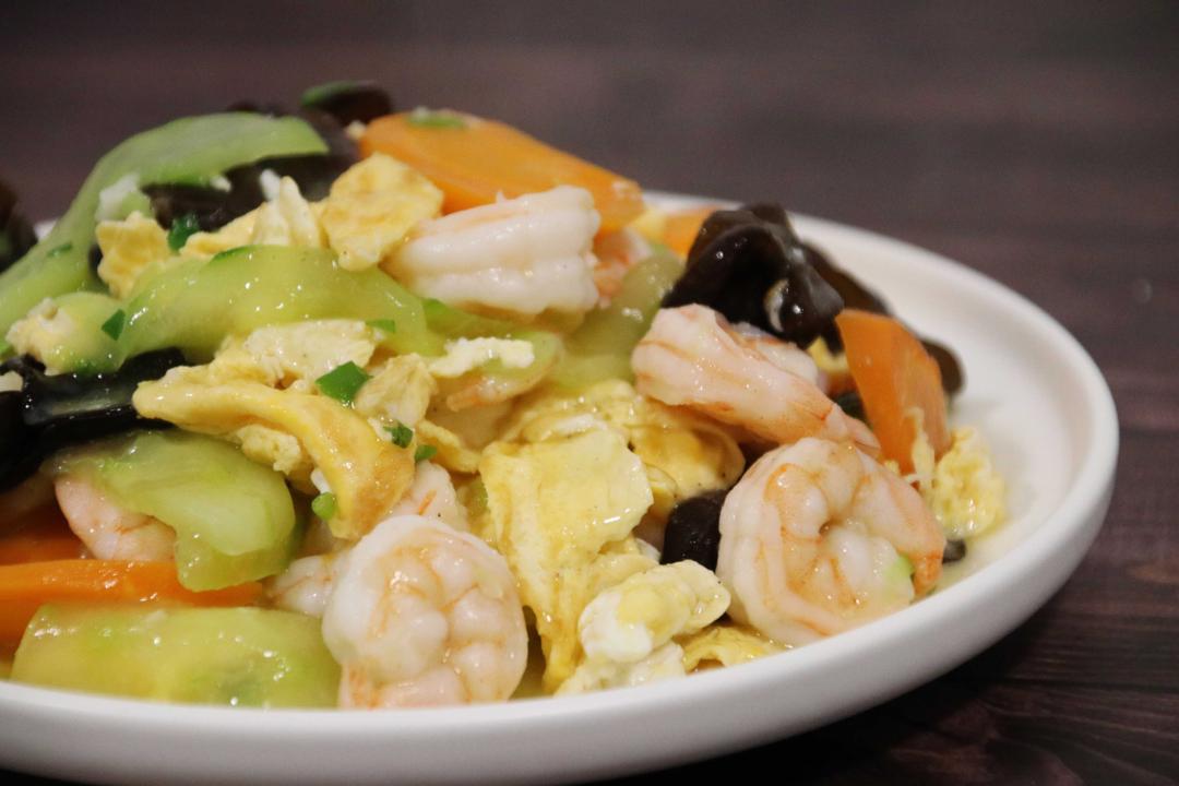 A quick and nutritious 10-minute shrimp and veggies recipe